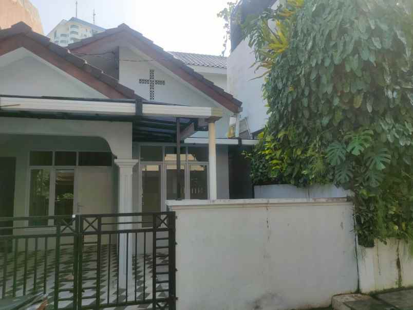 rumah jl h sarmili