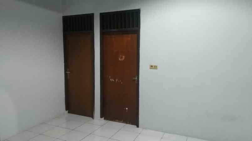 rumah jl pelita