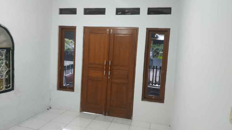 rumah jl pelita