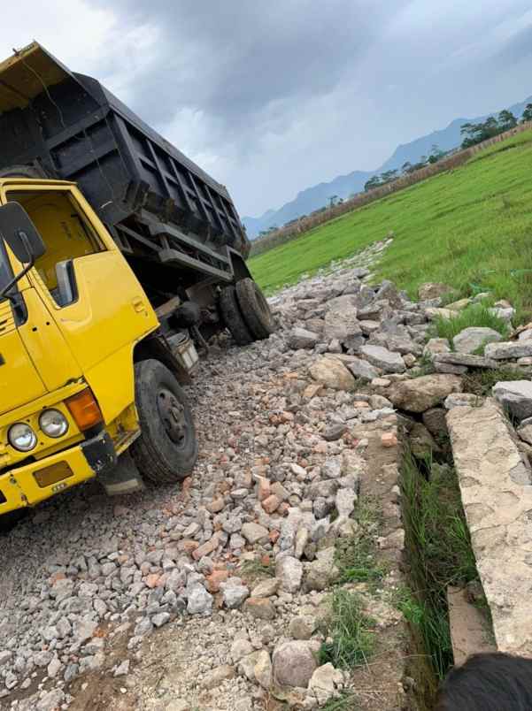 rumah jl sekeawi kec pameungpeuk