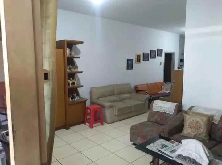 rumah jual cepat bisa untuk kost lokasi strategis