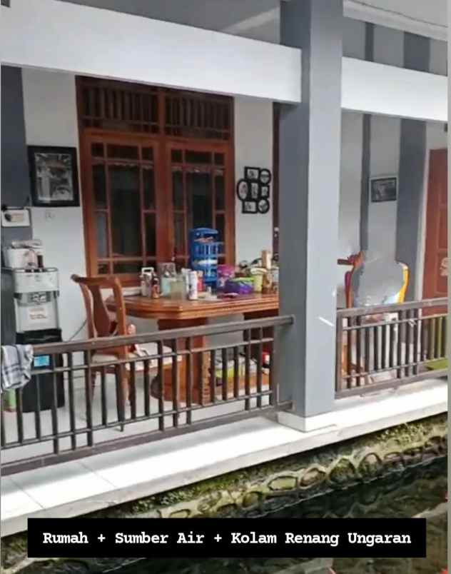 rumah kolam renang ungaran barat
