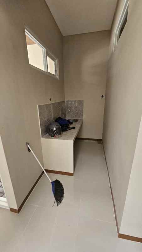 rumah kost exclusive lokasi mertojoyo kota malang