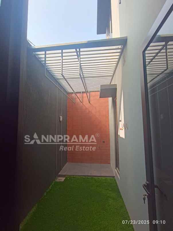 rumah lokasi super strategis meruyung limo depok