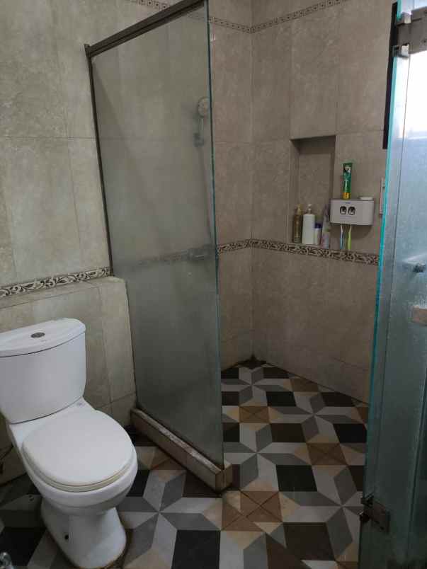 rumah lux idaman kota baru parahyangan hanya 3 m an