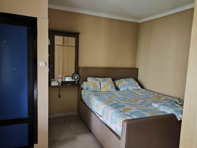 rumah lux idaman kota baru parahyangan hanya 3 m an