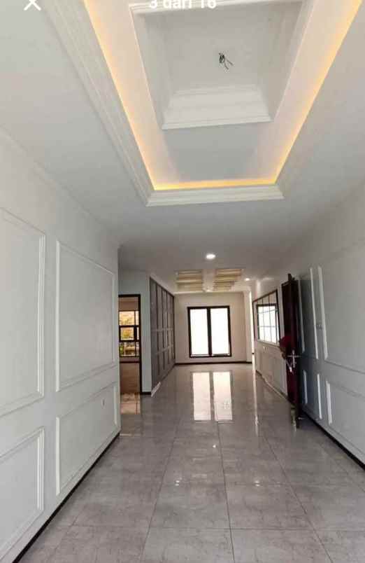 rumah mewah 3 lantai siap huni lokasi araya