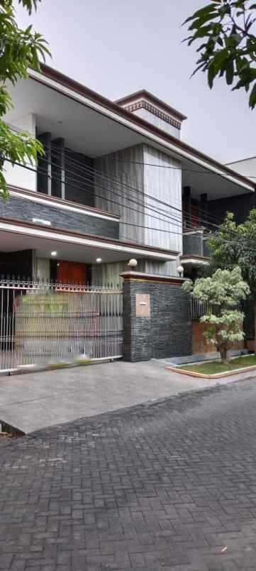 rumah mewah gayungsari barat kitchen set