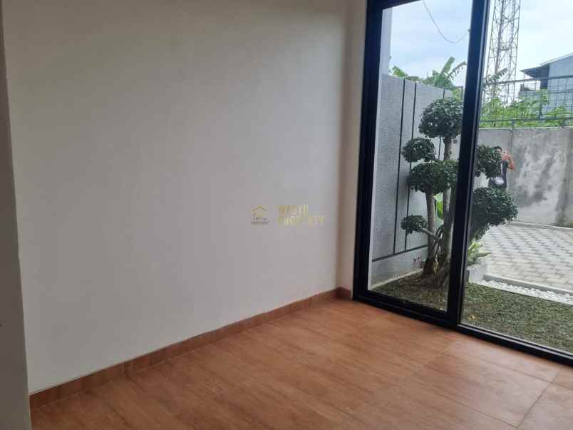 rumah mewah harga murah di tajem