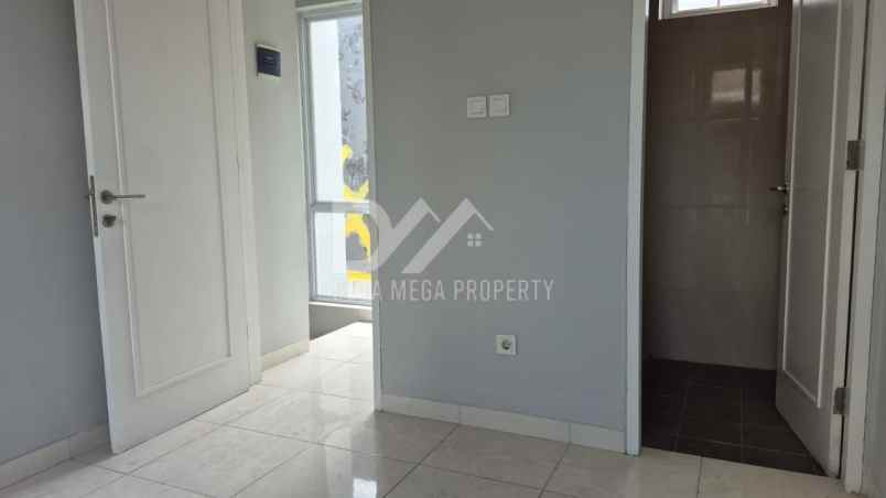 rumah minimalis di cluster ayna graha raya bintaro