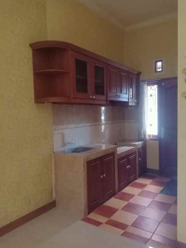 rumah modern 1 lantai dekat araya kota malang