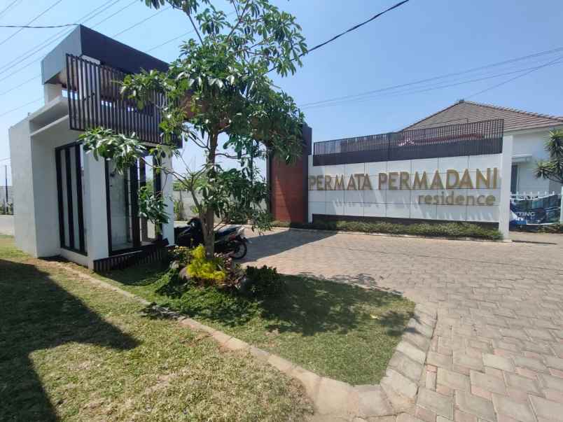 rumah modern 700 juta an di batu