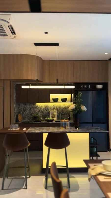 rumah modern ekslusif 4 kamar di karawaci