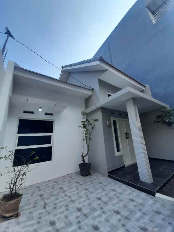 rumah murah jl la sucipto