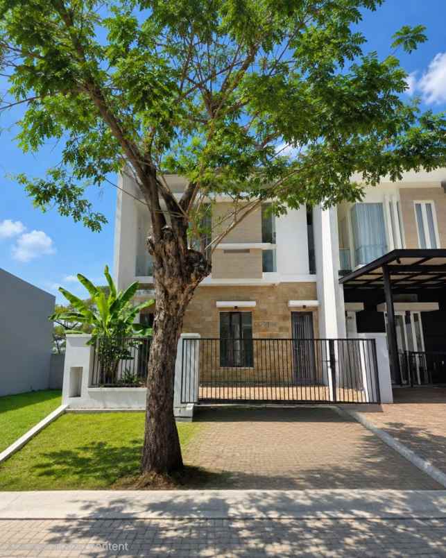 rumah pakuwon city new minimalis perlu renov