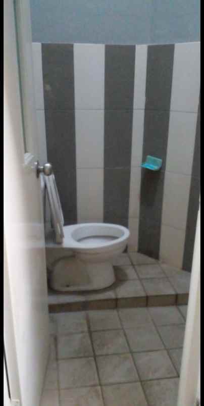 rumah second 2 lantai fully furnished di grogol depok