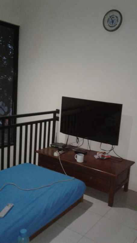 rumah second 2 lantai fully furnished di grogol depok