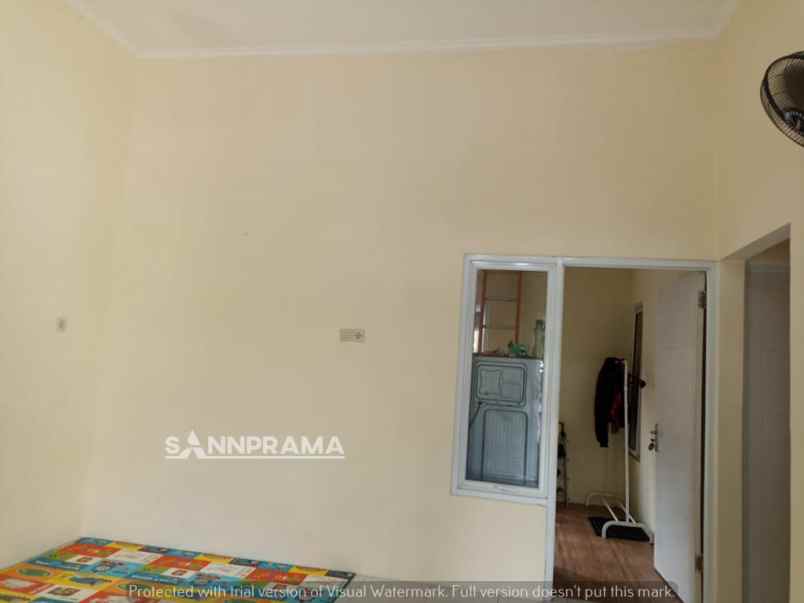 rumah second cantik dan terawat dekat grand depok city