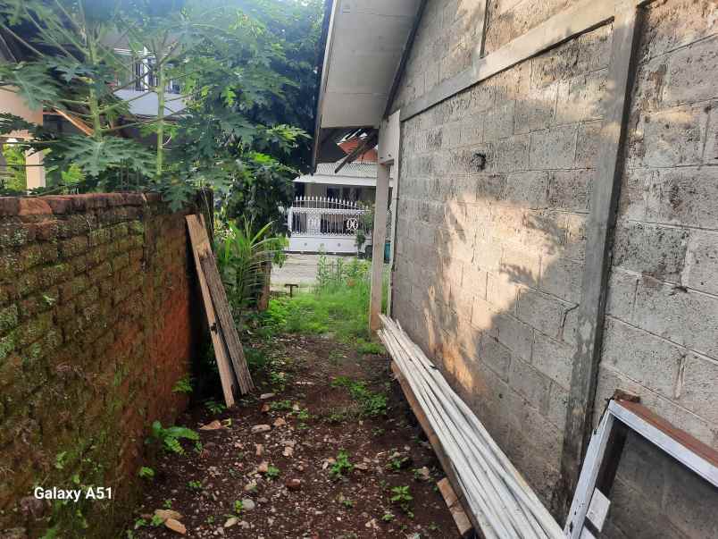 rumah second perum griya abdi kencana strategis