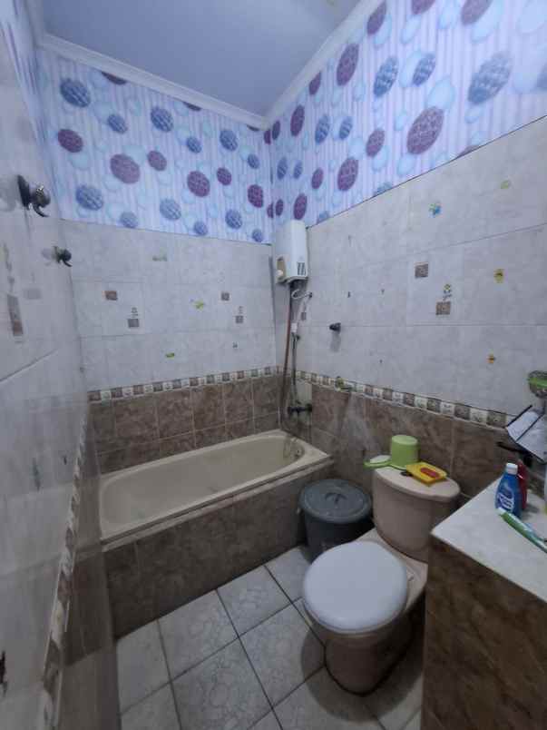 rumah secondary bebas banjir di duren sawit jaktim