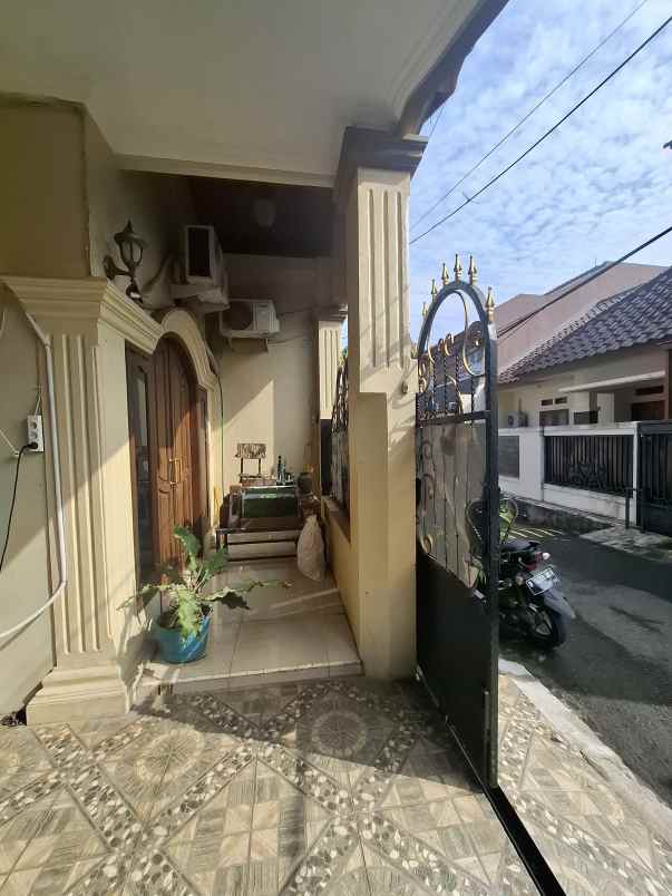 rumah secondary bebas banjir di duren sawit jaktim