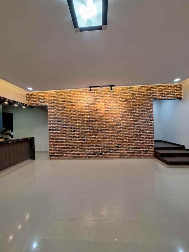 rumah sejuk cihanjuang dekat sariwangi bandung