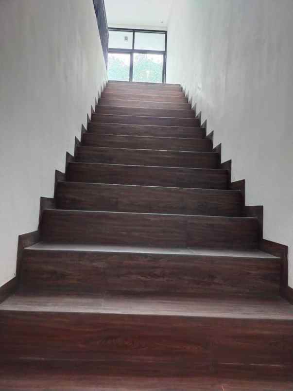 rumah sejuk cihanjuang dekat sariwangi bandung