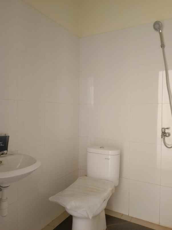 rumah semi 2 lantai siap huni dekat cibubur