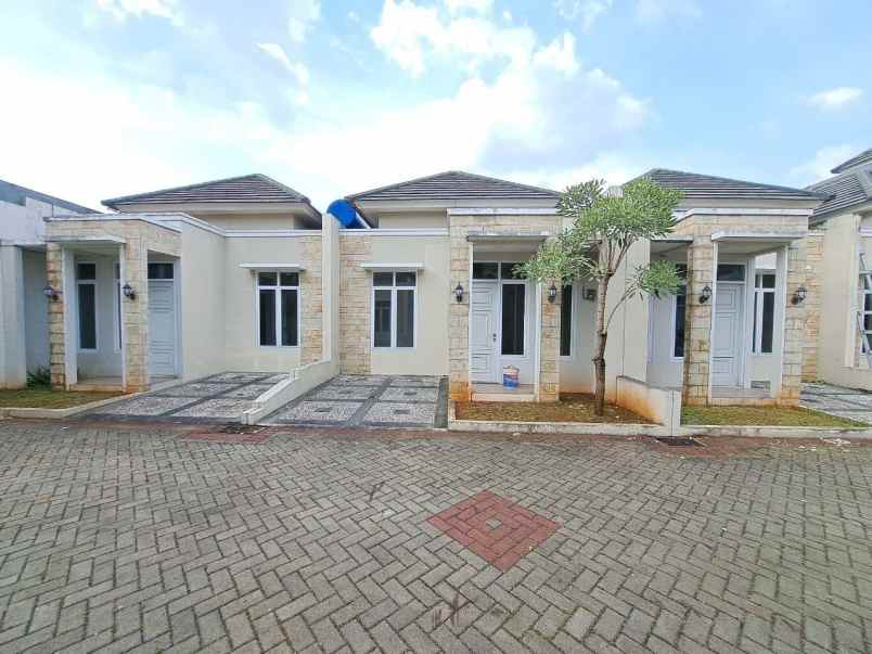 rumah siap huni 1 lantai di mini cluster cipayung