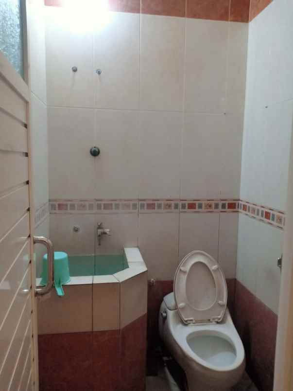 rumah siap huni 800 juta lokasi mepet araya