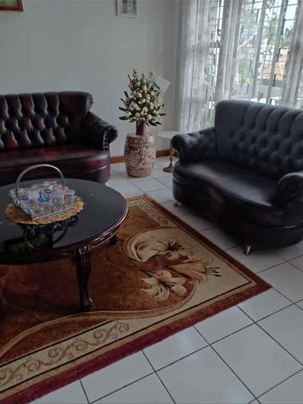 rumah siap huni di komplek setra duta bandung utara