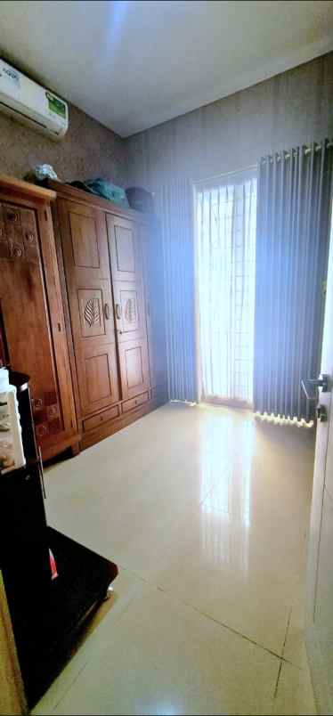 rumah siap huni semi furnish dekat tol kota karawang