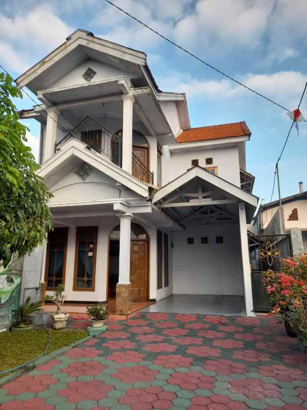 rumah siap huni sidoarjo lokasi kandangan timur