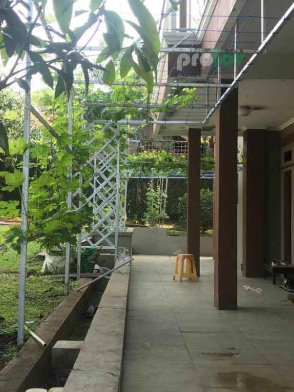 rumah view gunung city light bisa disewakan siap huni