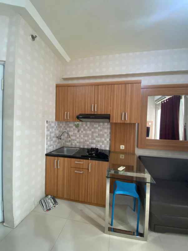 sewa apartemen 2 kamar ff di green pramuka city