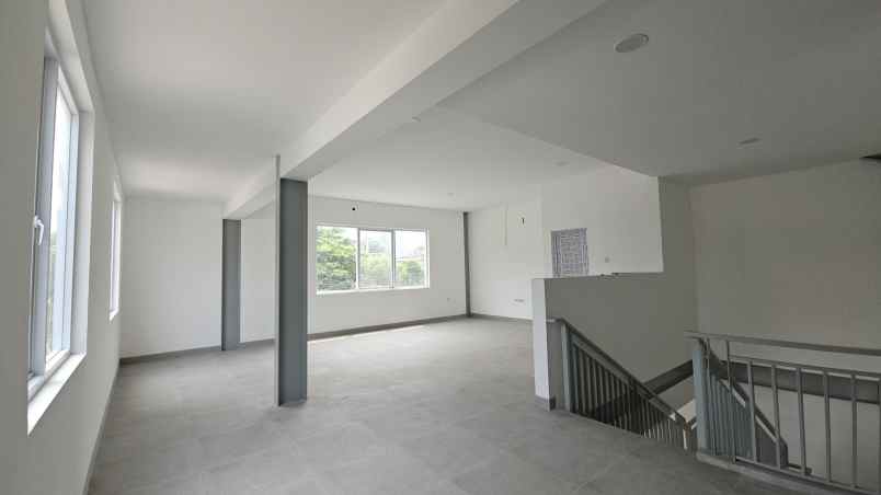 sewa gudang baru kembang selatan jak bar