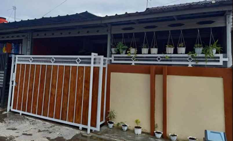 take over rumah mau lunas dekat tol serang timur