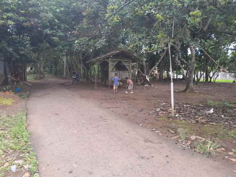 tanah hook pinggir jalan dekat rsud provinsi banten