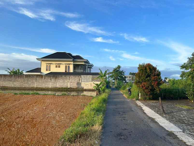 tanah jl damai dekat cengkir resto jogja shm