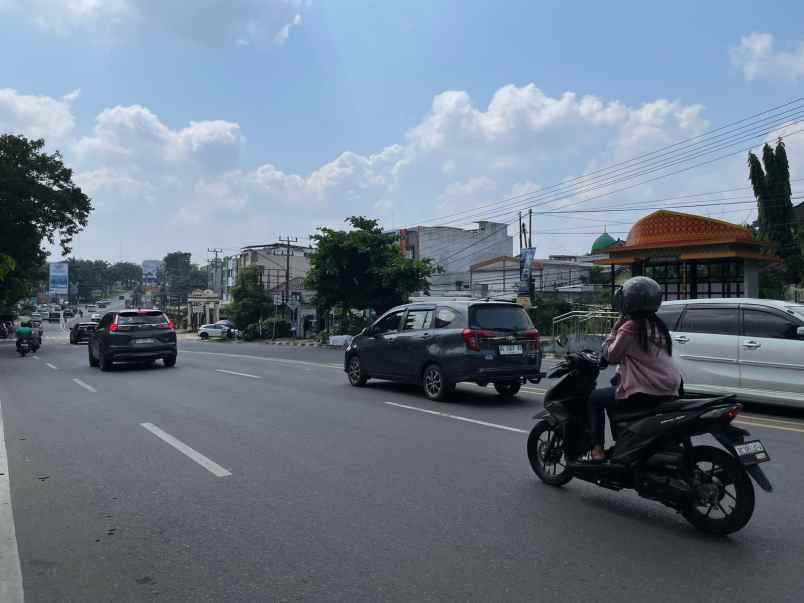 tanah pinggir jalan demang