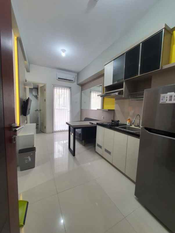 unit apartemen berfurnish di gunawangsa tidar tower a