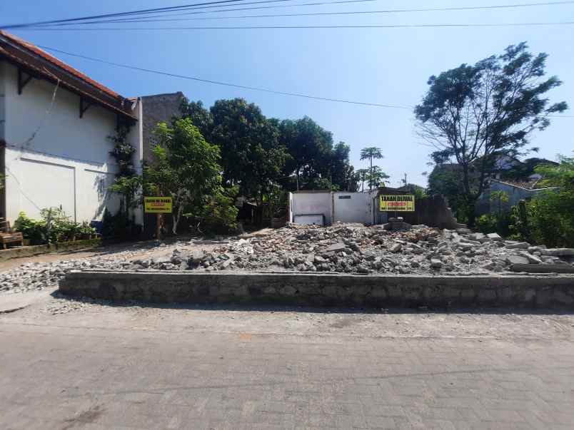 500 meter dari ringroad timur simpang empat o