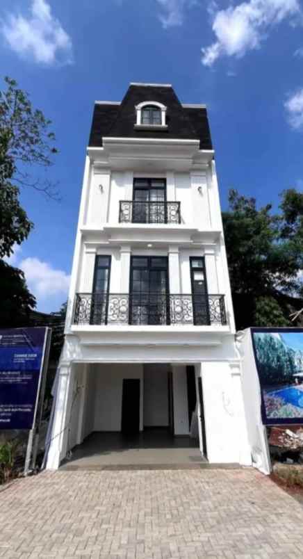 aparthouse 3 lantai di jakarta selatan