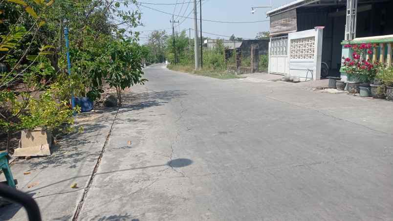 bu dijual tanah pribadi menganti