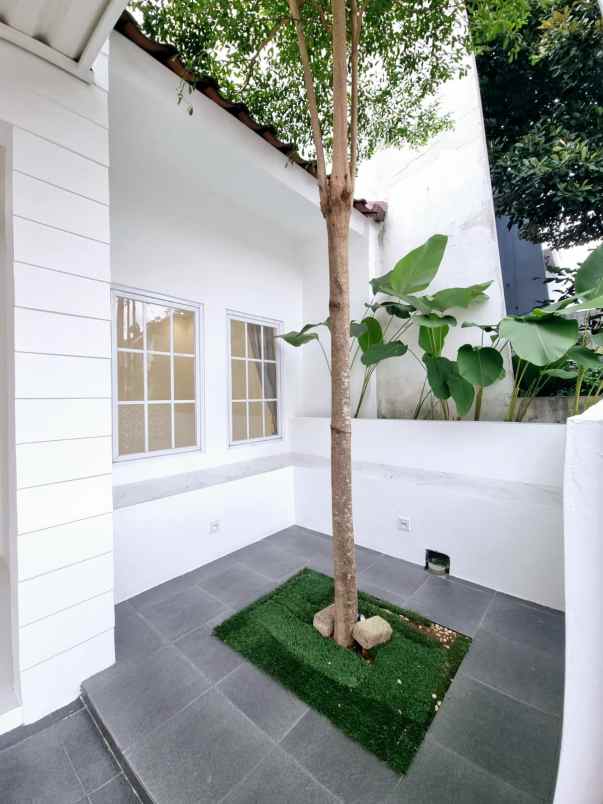 di jual baru renovasi rumah di griya mm12 pamulang