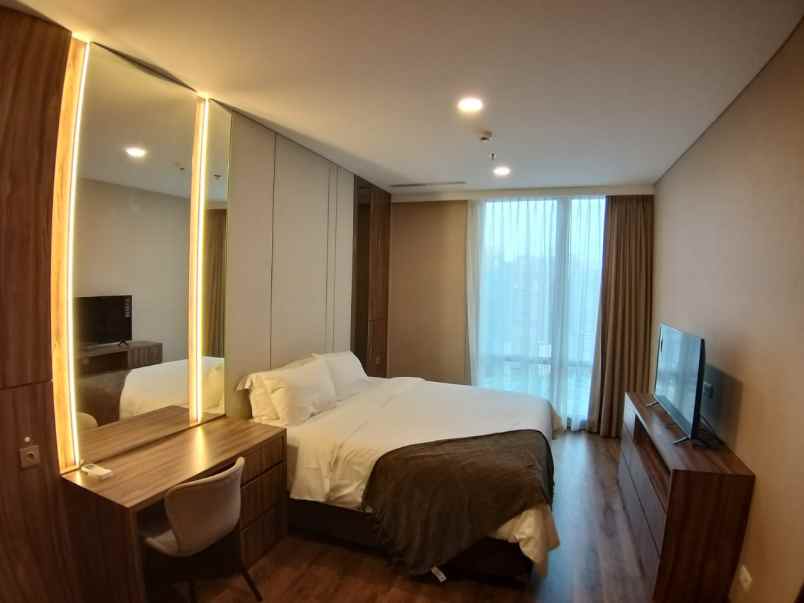 di sewa 2 br apartemen the elements jakarta selatan