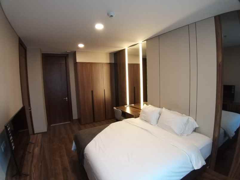 di sewa 2 br apartemen the elements jakarta selatan