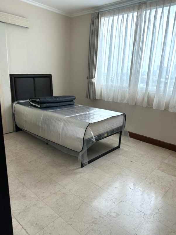dijual apartemen apartemen bumimas cilandak