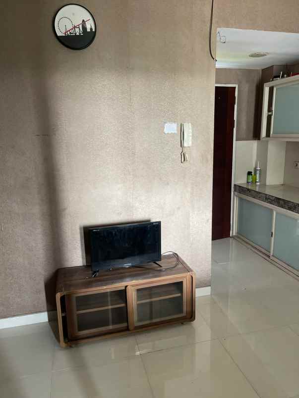 dijual apartemen cosmopolis