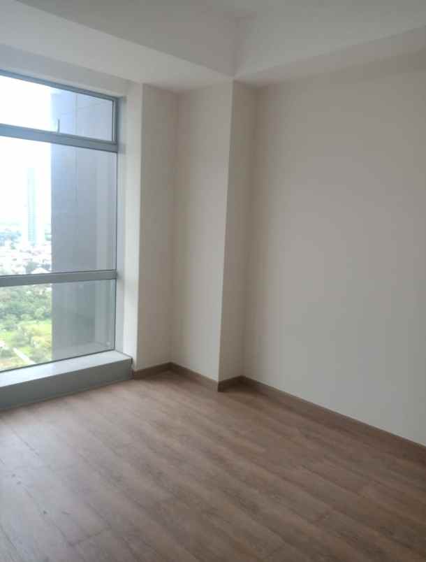 dijual apartemen mayjen sungkono